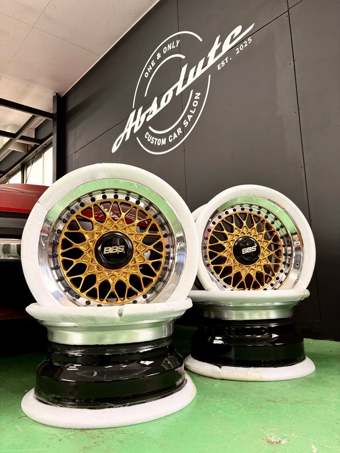 Absolute showroom custom wheels